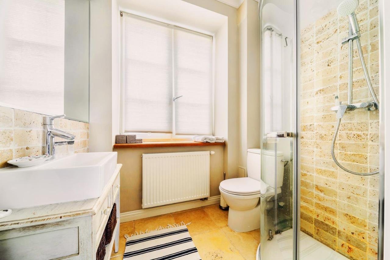 Appartamento Designer Flat In The Heart Of Old Town Varsavia Esterno foto